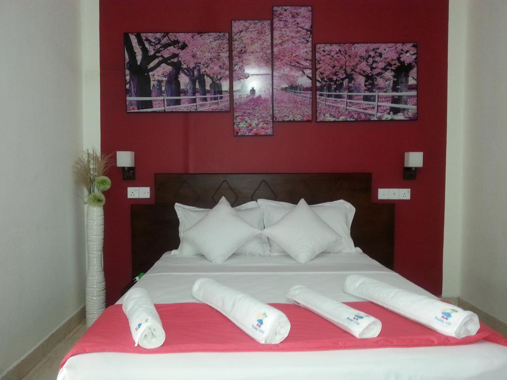 Mama Beach Villa Negombo Exterior foto
